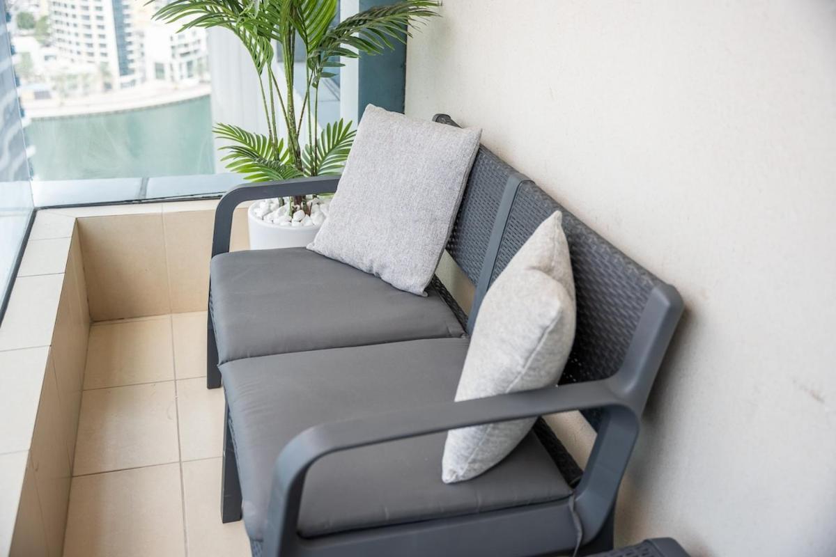 Sleeps 4 In 1 Bed Gorgeous Flat In Marina Diamond 4