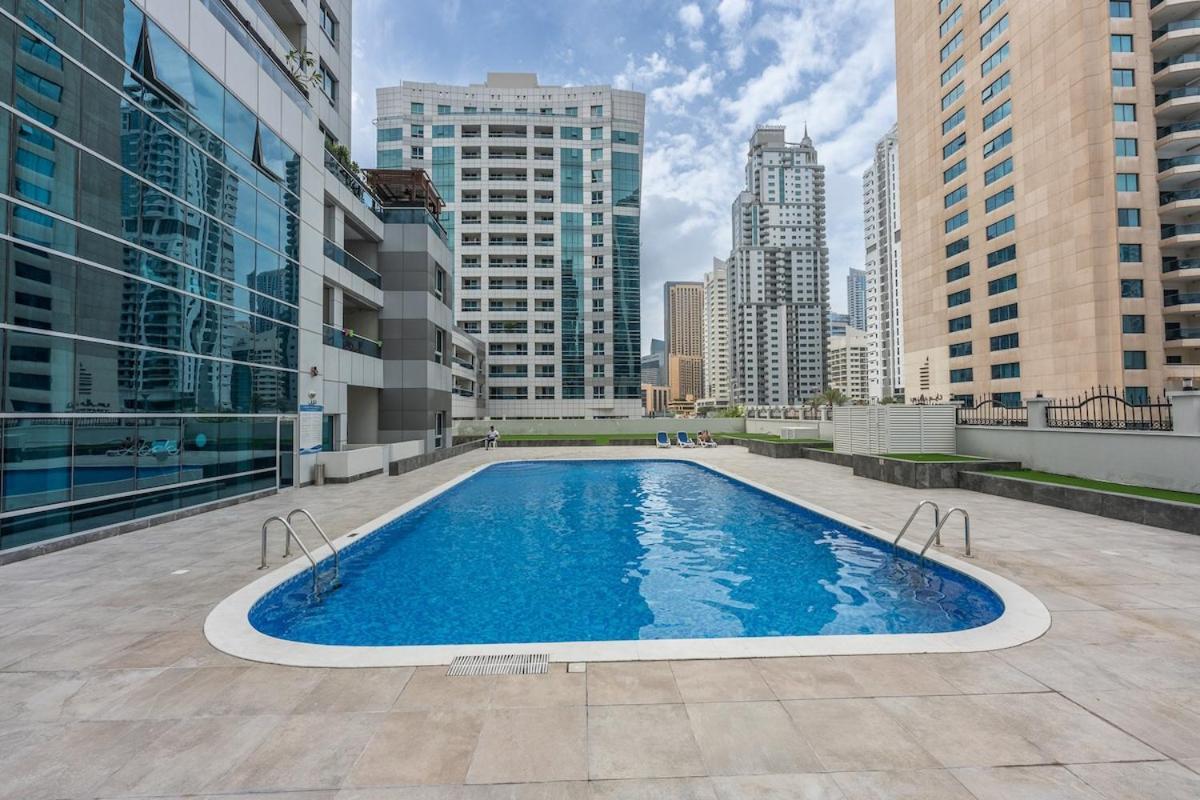 Apartment Sleeps 4 In 1 Bed Gorgeous Flat In Marina Diamond 4 *