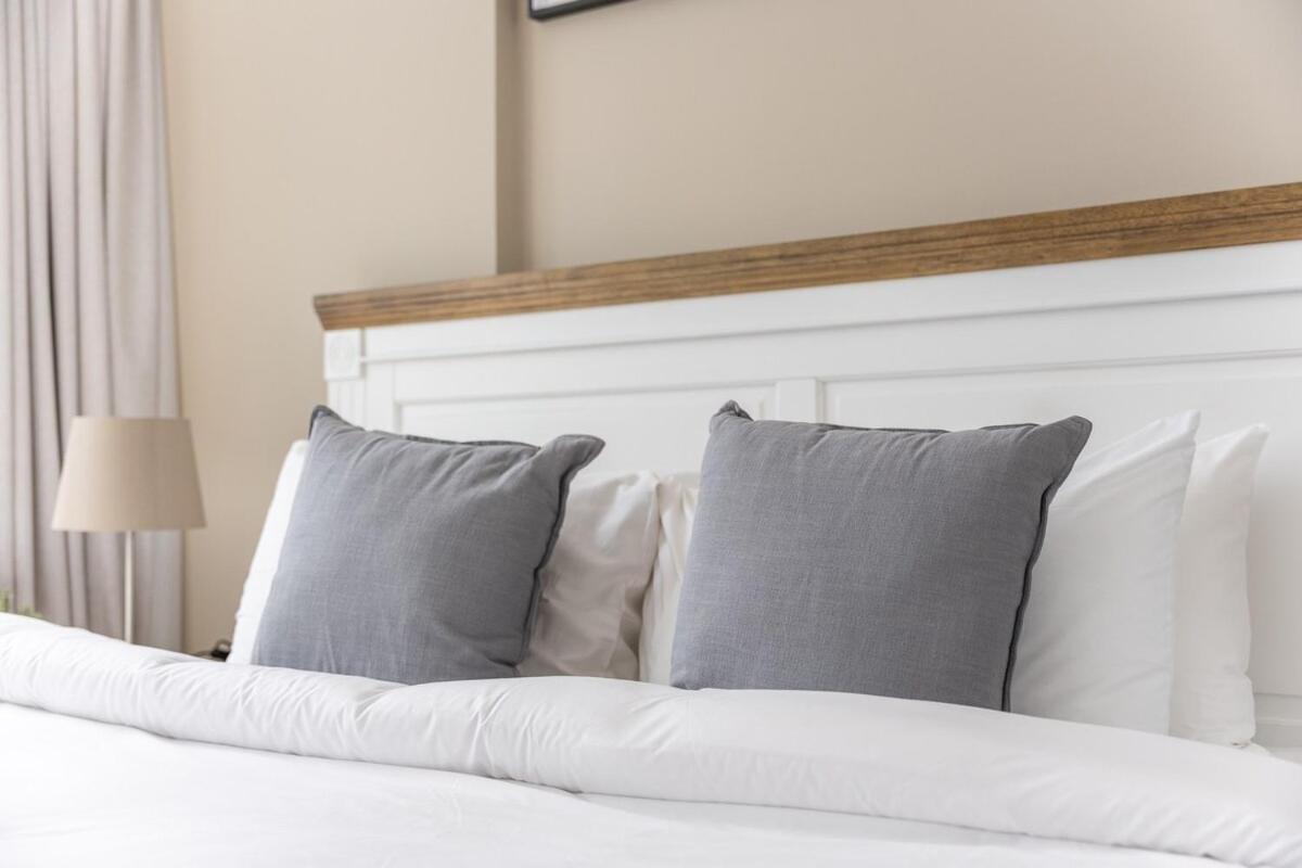 Sleeps 4 In 1 Bed Gorgeous Flat In Marina Diamond 4 Apartment Dubai
