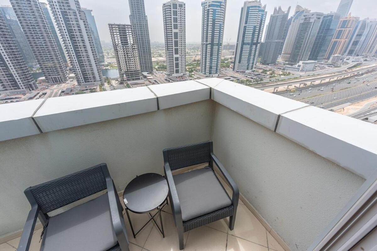 Apartment Sleeps 4 In 1 Bed Gorgeous Flat In Marina Diamond 4 *
