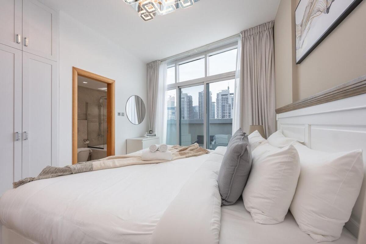 Sleeps 4 In 1 Bed Gorgeous Flat In Marina Diamond 4 Dubai