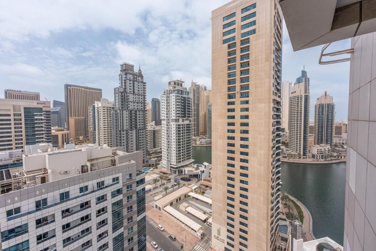 Apartment Sleeps 4 In 1 Bed Gorgeous Flat In Marina Diamond 4 Dubai